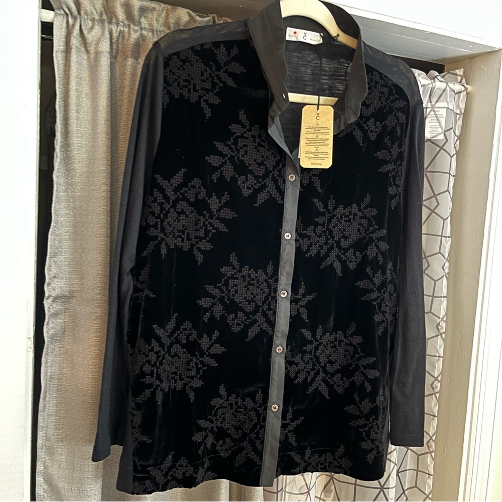 NWT WHYCI Milano Black Velvet Shirt 48